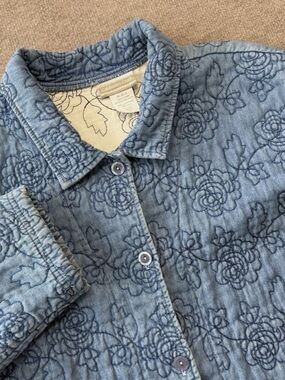 Coldwater Creek Quilted Floral Denim Jacket in Light Blue Tencel Cotton sz S